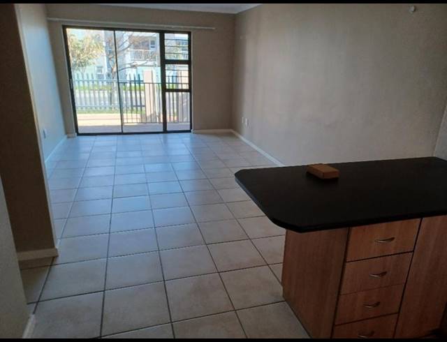 2 BEDROOM PROPERTY TO RENT IN BURGUNDY ESTATE